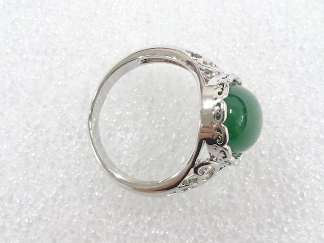  色石　指輪(11号)